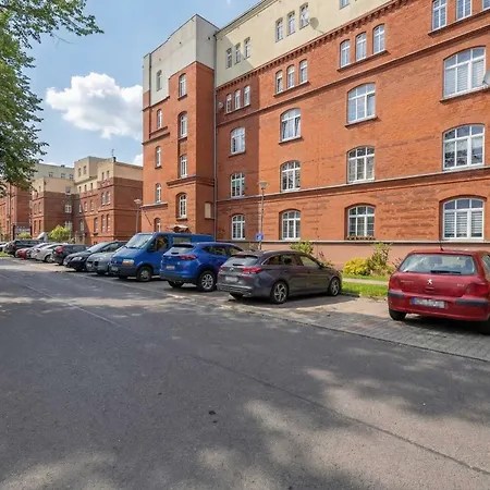 Apartman Rodzinny O Funkcjonalnym Wnetrzu 700 M Od Stacji Kolejowej By Renters Kołobrzeg